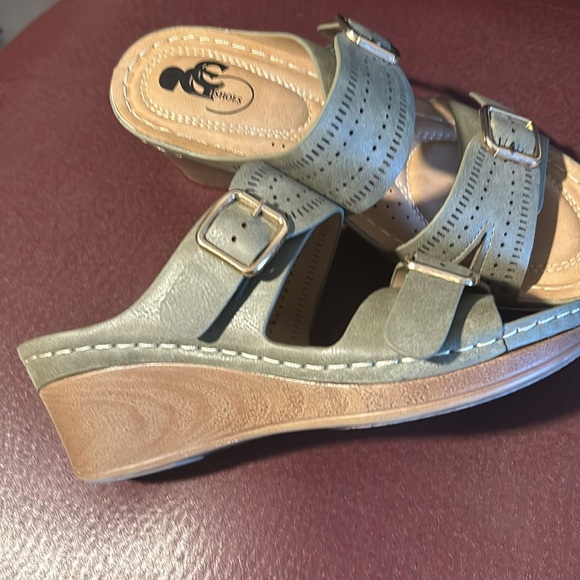 Gc wedges - Picture 3 of 5